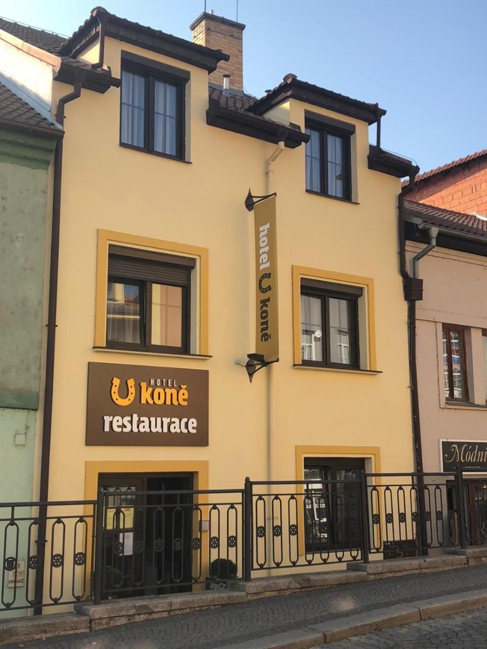 Hotel U Kone Beroun  Exterior foto